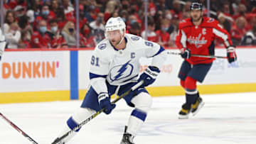 WASHINGTON, DC - OCTOBER 16: Steven Stamkos #91 of the Tampa Bay Lightning skates past Alex Ovechkin #8 of the Washington Capitals during the first period at Capital One Arena on October 16, 2021 in Washington, DC. (Photo by Patrick Smith/Getty Images)