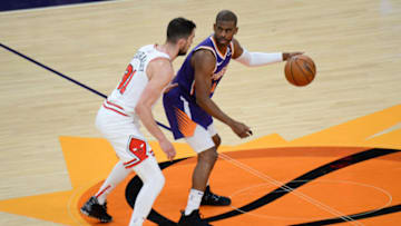 Chicago Bulls, Chris Paul, Tomas Satoransky. Mandatory Credit: Joe Camporeale-USA TODAY Sports
