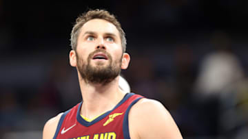 INDIANAPOLIS, INDIANA - OCTOBER 15: Kevin Love #0 of the Cleveland Cavaliers against the Indiana Pacers at Bankers Life Fieldhouse on October 15, 2021 in Indianapolis, Indiana. NOTE TO USER: User expressly acknowledges and agrees that, by downloading and or using this Photograph, user is consenting to the terms and conditions of the Getty Images License Agreement. (Photo by Andy Lyons/Getty Images)