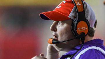Clemson co-defensive coordinator Wes Goodwin during the second quarter of the 2021 Cheez-It Bowl at Camping World Stadium in Orlando, Florida Wednesday, December 29, 2021.Ncaa Football Cheez It Bowl Iowa State Vs Clemson