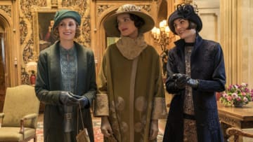 NBC'S RETURN TO DOWNTON ABBEY: A GRAND EVENT -- "Downton Abbey" -- Pictured: (l-r) Laura Carmichael as Lady Edith Crawley, Elizabeth McGovern as Cora Crawley, Michelle Dockery as Lady Mary Talbot -- (Photo by: Liam Daniel/Focus Features)