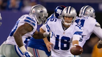 Oct 25, 2015; East Rutherford, NJ, USA; Dallas Cowboys quarterback Matt Cassel (16) hands the ball to running back Darren McFadden (20) in the 3rd quarter against the New York Giants at MetLife Stadium. Mandatory Credit: William Hauser-USA TODAY Sports