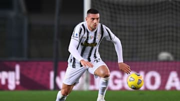 VERONA, ITALY - FEBRUARY 27:jMerih Demiral of Juventus in action during the Serie A match between Hellas Verona FC and Juventus at Stadio Marcantonio Bentegodi on February 27, 2021 in Verona, Italy. (Photo by Alessandro Sabattini/Getty Images )