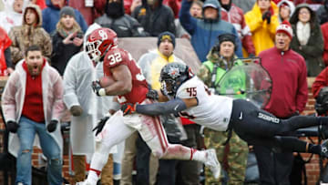 NORMAN, OK - DECEMBER 3: Running back Samaje Perine
