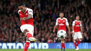 LONDON, ENGLAND - OCTOBER 19: Theo Walcott of Arsenal scores his team's second goal of the game during the UEFA Champions League group A match between Arsenal FC and PFC Ludogorets Razgrad at the Emirates Stadium on October 19, 2016 in London, England. (Photo by Clive Rose/Getty Images)