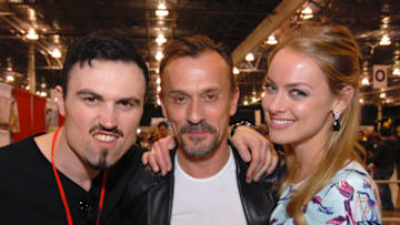 NOVI, MI - MAY 17: Actors Paul Amos (L) and Rachel Skarsten (R) from the tv show Lost Girl and Robert Knepper from The Hunger Games: Mockingjay, attend day 2 of the 25th annual Motor City Comic Con at Suburban Collection Showplace on May 17, 2014 in Novi, Michigan. (Photo by Paul Warner/Getty Images)