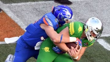 LAS VEGAS, NV - DECEMBER 16: Linebacker Leighton Vander Esch