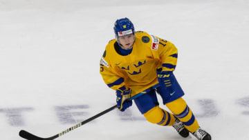 EDMONTON, AB - DECEMBER 26: Theodor Niederbach #16 of Sweden skates against the Czech Republic during the 2021 IIHF World Junior Championship at Rogers Place on December 26, 2020 in Edmonton, Canada. (Photo by Codie McLachlan/Getty Images)