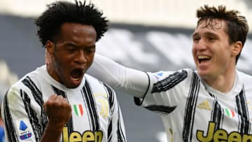 Juventus, Juan Cuadrado, Federico Chiesa (Photo by ISABELLA BONOTTO/AFP via Getty Images)