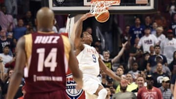 Jul 29, 2016; Chicago, IL, USA; USA guard DeMar DeRozan (9) dunks against the Venezuela team in the second half during an exhibition basketball game at the United Center. The USA won 80-45. Mandatory Credit: David Banks-USA TODAY Sports