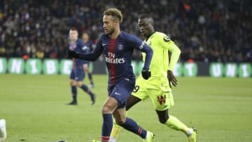 PARIS, FRANCE - NOVEMBER 2: Neymar Jr of PSG, Nicolas Pepe of Lille during the french Ligue 1 match between Paris Saint-Germain (PSG) and Lille OSC (LOSC) at Parc des Princes stadium on November 2, 2018 in Paris, France. (Photo by Jean Catuffe/Getty Images)