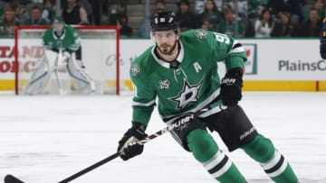 DALLAS, TX - DECEMBER 29: Tyler Seguin #91 of the Dallas Stars skates against the St. Louis Blues at the American Airlines Center on December 29, 2017 in Dallas, Texas. (Photo by Glenn James/NHLI via Getty Images)