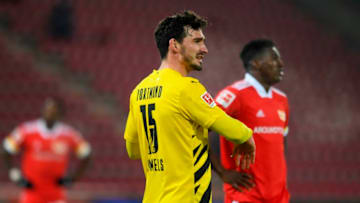 Mats Hummels during the defeat to Union Berlin (Photo by ANNEGRET HILSE/POOL/AFP via Getty Images)