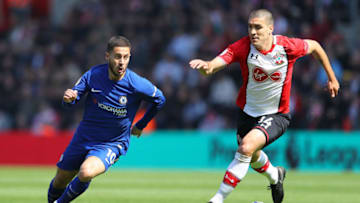 SOUTHAMPTON, ENGLAND - APRIL 14: Eden Hazard of Chelsea and Oriol Romeu of Southampton battle for possession during the Premier League match between Southampton and Chelsea at St Mary's Stadium on April 14, 2018 in Southampton, England. (Photo by Warren Little/Getty Images)