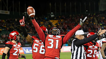 CFL star Trey Roberson agrees to a contract with the Chicago Bears