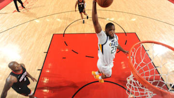 HOUSTON, TX - MAY 2: Royce O'Neale #23 of the Utah Jazz goes to the basket against the Houston Rockets in Game Two of Round Two of the 2018 NBA Playoffs on May 2, 2018 at Toyota Center in Houston, TX. NOTE TO USER: User expressly acknowledges and agrees that, by downloading and or using this Photograph, user is consenting to the terms and conditions of the Getty Images License Agreement. Mandatory Copyright Notice: Copyright 2018 NBAE (Photo by Andrew D. Bernstein/NBAE via Getty Images)