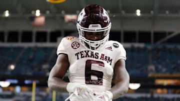 Devon Achane, Texas A&M Football (Photo by Michael Reaves/Getty Images)