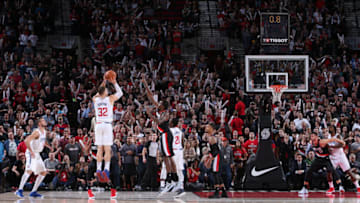 PORTLAND, OR - OCTOBER 26: Blake Griffin