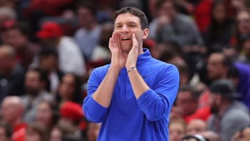 Head coach Mark Daigneault of the Oklahoma City Thunder (Photo by Michael Reaves/Getty Images)