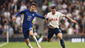 LONDON, ENGLAND - SEPTEMBER 19: Kai Havertz of Chelsea battles for possession with Pierre-Emile Hojbjerg of Tottenham Hotspur during the Premier League match between Tottenham Hotspur and Chelsea at Tottenham Hotspur Stadium on September 19, 2021 in London, England. (Photo by Marc Atkins/Getty Images)