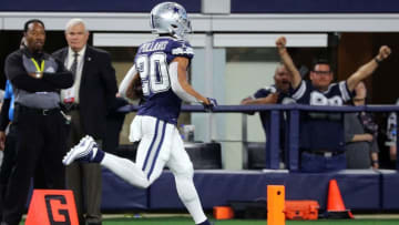 ARLINGTON, TEXAS - DECEMBER 15: Tony Pollard #20 of the Dallas Cowboys scores a touchdown late in the fourth quarter agaisnt the Los Angeles Rams at AT&T Stadium on December 15, 2019 in Arlington, Texas. (Photo by Richard Rodriguez/Getty Images)