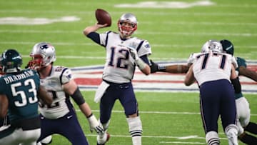 MINNEAPOLIS, MN - FEBRUARY 04: Tom Brady #12 of the New England Patriots passes against the Philadelphia Eagles during the third quarter in Super Bowl LII at U.S. Bank Stadium on February 4, 2018 in Minneapolis, Minnesota. (Photo by Gregory Shamus/Getty Images)