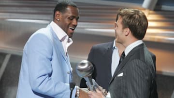 Tom Brady es una de las figuras deportivas que felicitó a LeBron por su cuarto anillo de campéon