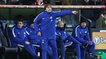 NORWICH, ENGLAND - JANUARY 06: Antonio Conte, Manager of Chelsea gives his team instructions during the The Emirates FA Cup Third Round match between Norwich City and Chelsea at Carrow Road on January 6, 2018 in Norwich, England. (Photo by James Chance/Getty Images)
