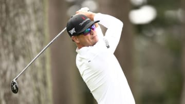 SAN FRANCISCO, CALIFORNIA - AUGUST 06: Zach Johnson of the United States plays his shot from the eighth tee during the first round of the 2020 PGA Championship at TPC Harding Park on August 06, 2020 in San Francisco, California. (Photo by Ezra Shaw/Getty Images)