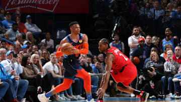 Russell Westbrook, OKC Thunder, Kawhi Leonard Toronto Raptors (Photo by Zach Beeker/NBAE via Getty Images)