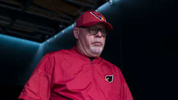 PHILADELPHIA, PA - OCTOBER 08: Head coach Bruce Arians of the Arizona Cardinals walks onto the field prior to the game against the Philadelphia Eagles at Lincoln Financial Field on October 8, 2017 in Philadelphia, Pennsylvania. (Photo by Mitchell Leff/Getty Images)