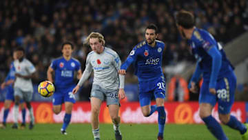 LEICESTER, ENGLAND - OCTOBER 29: Tom Davies of Everton in action during the Premier League match between Leicester City and Everton at The King Power Stadium on October 29, 2017 in Leicester, England. (Photo by Shaun Botterill/Getty Images)