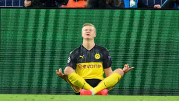 DORTMUND, GERMANY - FEBRUARY 18: (BILD ZEITUNG OUT) Erling Haaland of Borussia Dortmund celebrates after scoring his team's first goal during the UEFA Champions League round of 16 first leg match between Borussia Dortmund and Paris Saint-Germain at Signal Iduna Park on February 18, 2020 in Dortmund, Germany. (Photo by Alex Gottschalk/DeFodi Images via Getty Images)