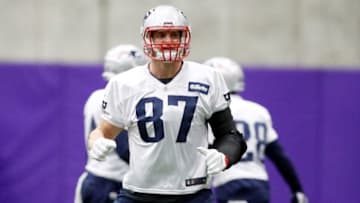 EDEN PRAIRIE, MN - FEBRUARY 01: Rob Gronkowski #87 of the New England Patriots warms up during the New England Patriots practice on February 1, 2018 at Winter Park in Eden Prairie, Minnesota.The New England Patriots will play the Philadelphia Eagles in Super Bowl LII on February 4. (Photo by Elsa/Getty Images)