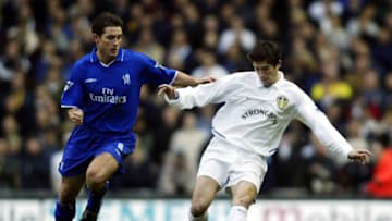 LEEDS - DECEMBER 28: Harry Kewell of Leeds clashes with Frank Lampard of Chelsea during the Leeds United v Chelsea FA Barclaycard Premiership match at Elland Road on December 28, 2002 in Leeds, England. (Photo by Michael Steele/Getty Images)