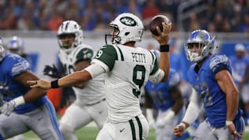 DETROIT, MI - AUGUST 19: Bryce Petty (Photo by Leon Halip/Getty Images)