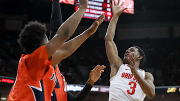 COLUMBUS, OH - FEBRUARY 04: Ohio State Buckeyes guard C.J. Jackson (3) attempts a layup in a game between the Ohio State Buckeyes and the Illinois Fighting Illini on February 04, 2018 at Value City Arena in Columbus, OH. The Buckeyes won 75-67. (Photo by Adam Lacy/Icon Sportswire via Getty Images)