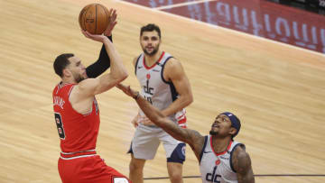 Zach LaVine, Bradley Beal, Chicago Bulls Mandatory Credit: Kamil Krzaczynski-USA TODAY Sports