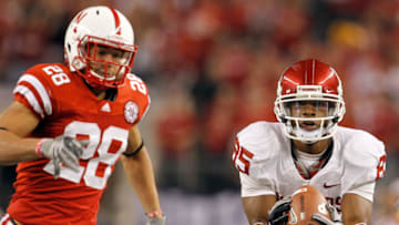 Oklahoma Sooners, Nebraska Cornhuskers. (Photo by Tom Pennington/Getty Images)
