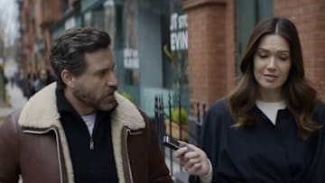 DR. DEATH -- Episode 201 “Like Magic” — Pictured: (L-R) Edgar Ramírez as Paolo, Mandy Moore as Benita -- (Photo by: Peacock)