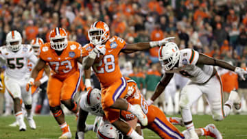 CHARLOTTE, NC - DECEMBER 02: Tavien Feaster