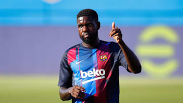 BARCELONA, SPAIN - JULY 21: Samuel Umtiti of FC Barcelona warms up prior to a friendly match between FC Barcelona and Gimnastic de Tarragona at Johan Cruyff Stadium on July 21, 2021 in Barcelona, Spain. (Photo by Eric Alonso/Getty Images)