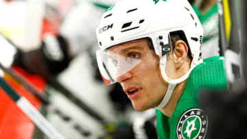 ST. PAUL, MN - DECEMBER 27: Dallas Stars left wing Antoine Roussel (21) looks on during the Central Division game between the Dallas Stars and the Minnesota Wild on December 27, 2017 at Xcel Energy Center in St. Paul, Minnesota. The Wild defeated the Stars 4-2. (Photo by David Berding/Icon Sportswire via Getty Images)