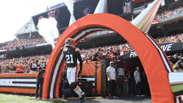 CLEVELAND, OHIO - SEPTEMBER 18: Denzel Ward #21 of the Cleveland Browns reacts during player introductions before the game against the New York Jets at FirstEnergy Stadium on September 18, 2022 in Cleveland, Ohio. (Photo by Nick Cammett/Getty Images)