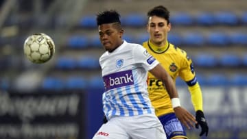 BEVEREN, BELGIUM - NOVEMBER 30 : Leon Bailey forward of KRC Genk in action during the Croky Cup round of 16 match between Waasland Beveren and KRC Genk on November 30, 2016 in Beveren, Belgium, 30/11/2016 ( Photo by Peter De Voecht / Photonews via Getty Images)