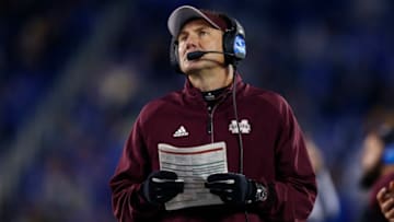 LEXINGTON, KY - OCTOBER 22: Head coach Dan Mullen of the Mississippi State Bulldogs looks up at the scoreboard during the game against the Kentucky Wildcat at Commonwealth Stadium on October 22, 2016 in Lexington, Kentucky. Kentucky defeated Mississippi State 40-37. (Photo by Michael Hickey/Getty Images)