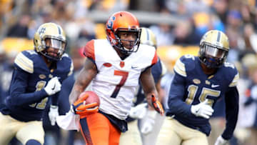 Nov 26, 2016; Pittsburgh, PA, USA; Syracuse Orange wide receiver Amba Etta-Tawo (7) runs after a catch against the Pittsburgh Panthers during the first quarter at Heinz Field. Mandatory Credit: Charles LeClaire-USA TODAY Sports