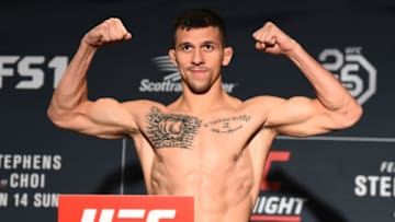 ST. LOUIS, MO - JANUARY 13: Alex White poses on the scale during the UFC Fight Night weigh-in on January 13, 2018 in St. Louis, Missouri. (Photo by Josh Hedges/Zuffa LLC/Zuffa LLC via Getty Images)