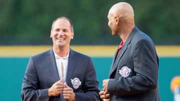Cleveland Indians Omar Vizquel (Photo by Jason Miller/Getty Images)