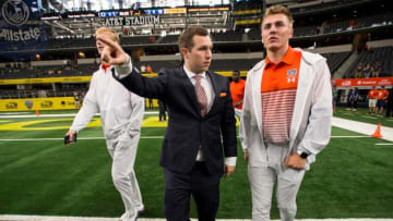 ESPN's staff believes there's a way for Bo Nix's Oregon offense to be better without his former offensive coordinator with the Ducks and Auburn football Mandatory Credit: Montgomery